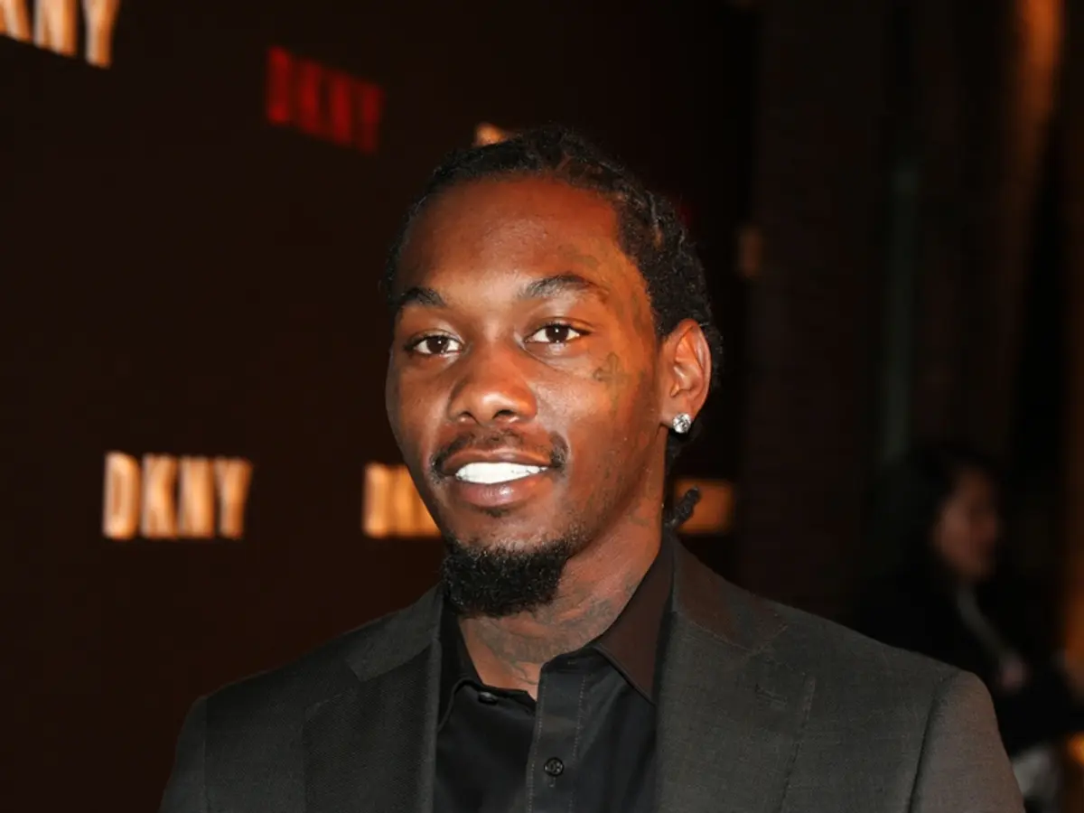 Offset (19+ Event)