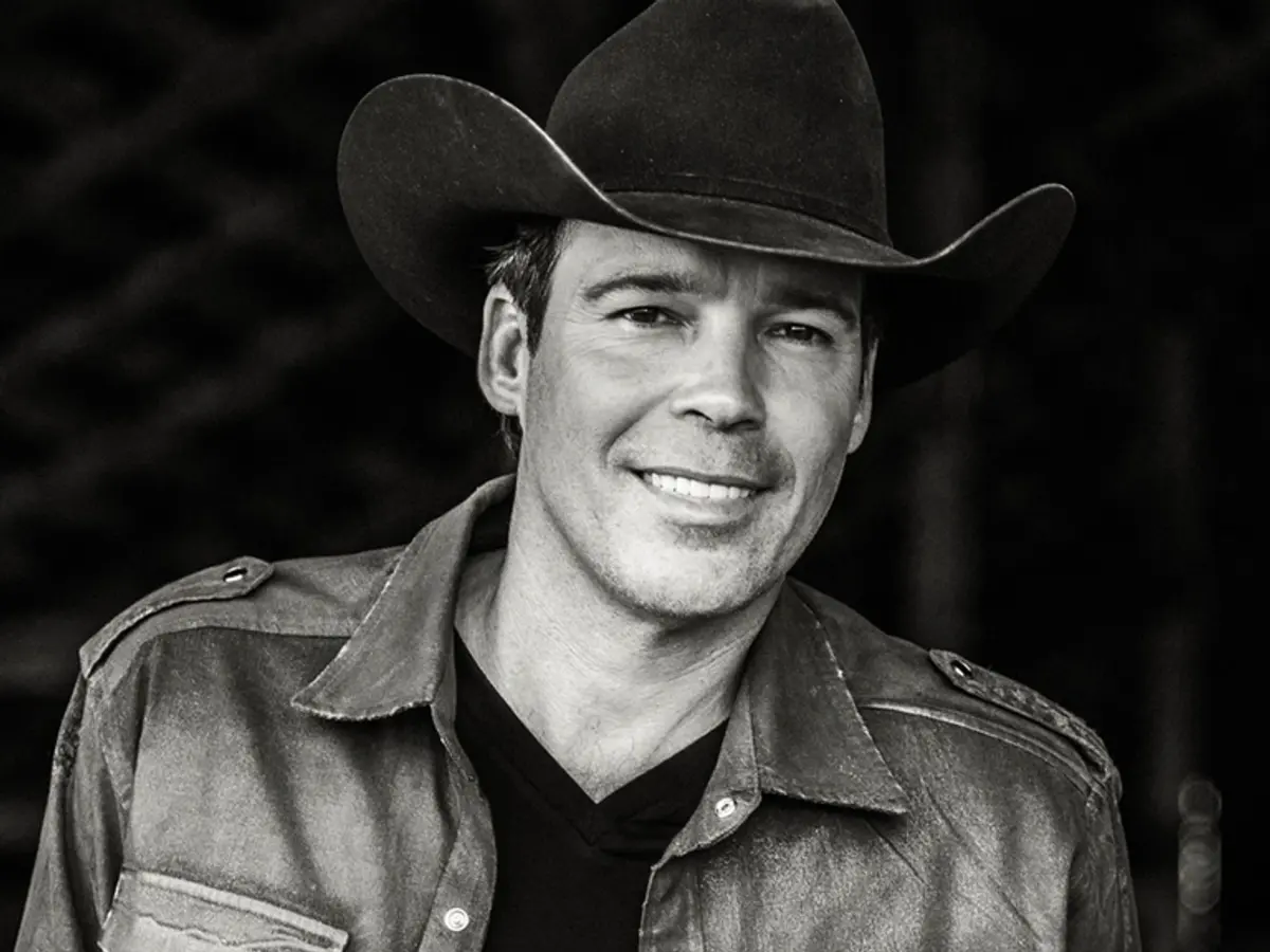 Justin Moore