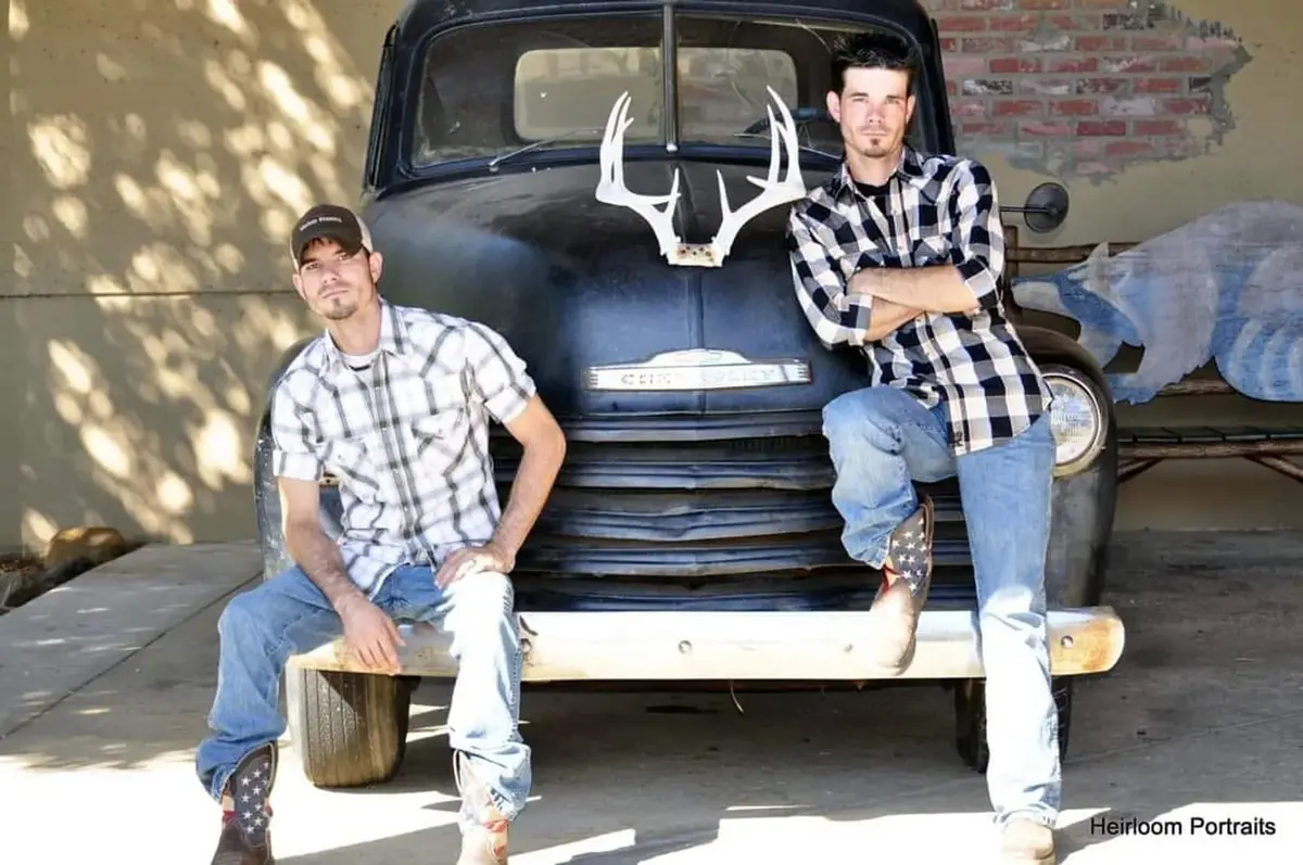 Dirt Road Troubadours