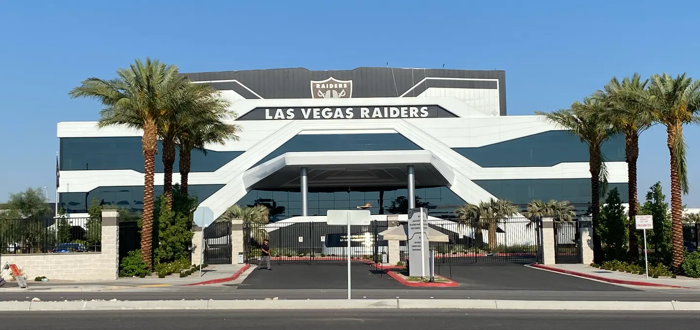 Los Angeles Chargers vs. Las Vegas Raiders Tickets Sun, Oct 1, 2023 1:05 pm  at SoFi Stadium in Inglewood, CA