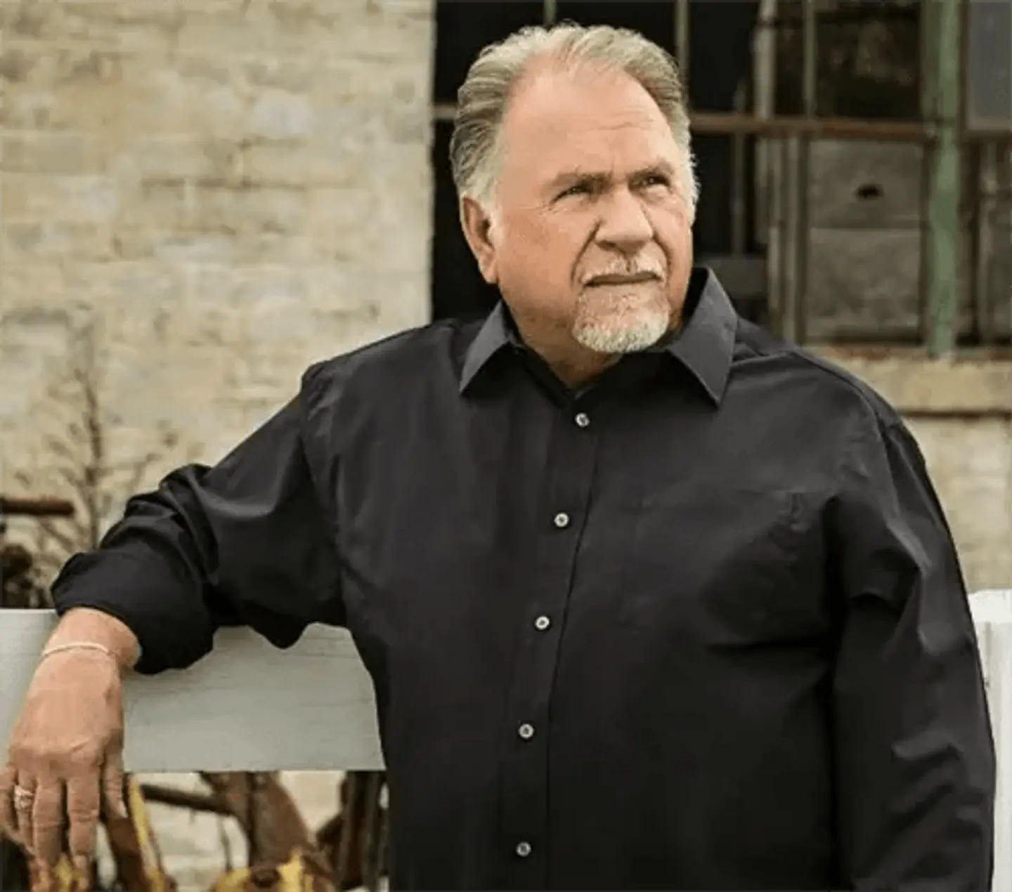 Gene Watson with special guest, Robert Sullivan