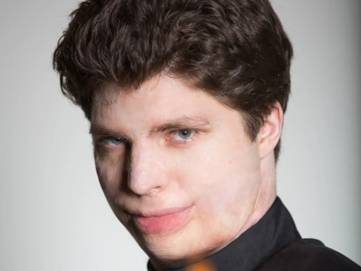 Vancouver Symphony Orchestra - Augustin Hadelich Plays Brahms