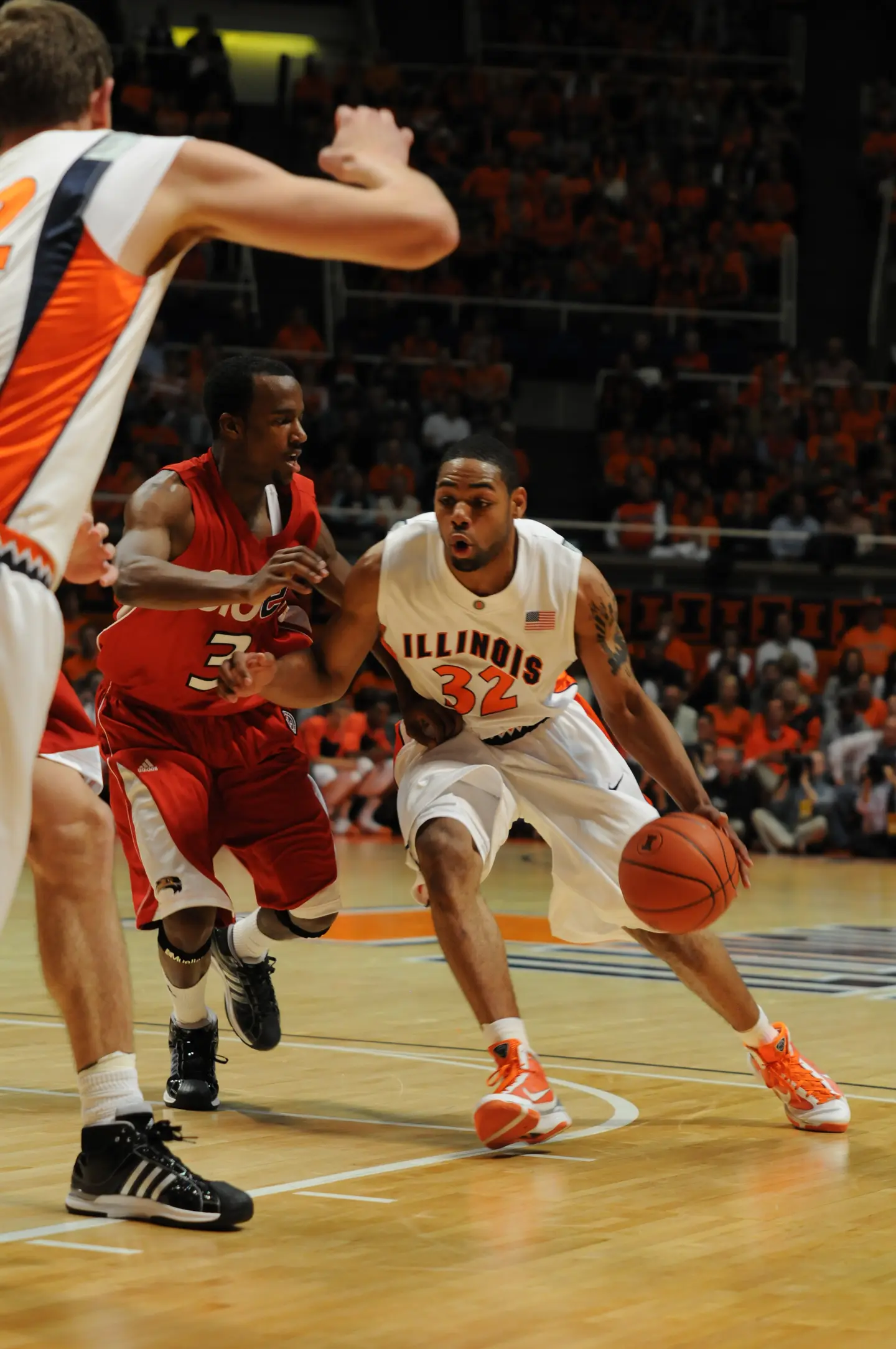 Washington Huskies at Illinois Fighting Illini Mens Basketball