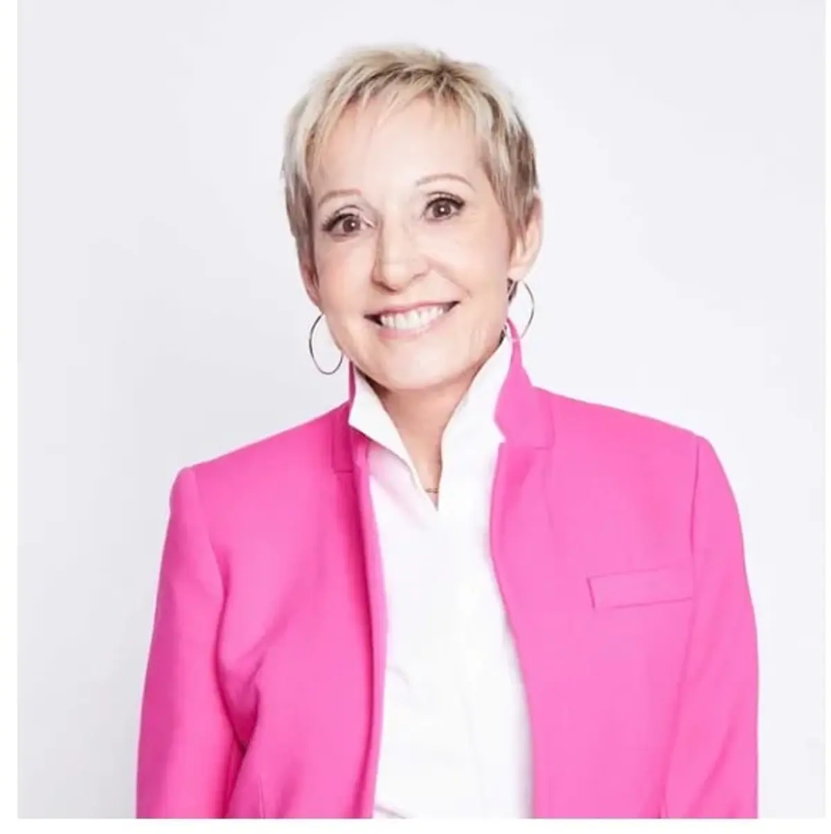 Comedian Karen Mills w/ special guest Angela Owen