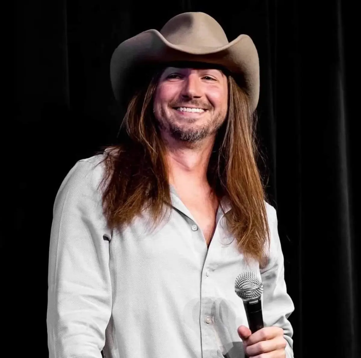 DARREN KNIGHT Southern Momma w/ special guest Red Squirrel: a Night of Comedy