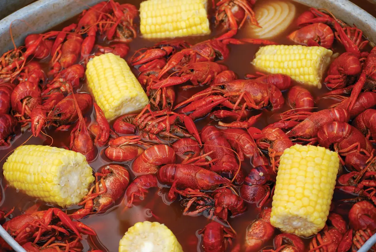 Memorial Day Weekend Crawfish Boil at BCBG